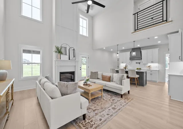 Photo 3 of Single family home for sale at 4905 Royal View Way, Clarksville, TN 37040 | MLS# 3516555 | Listing updated on 2026-10-19
