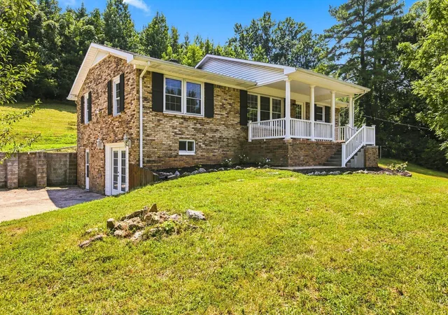 1st image of 1966 Tennessee St, Westpoint, TN 38486 | MLS# 3513161