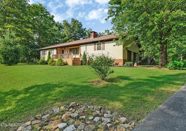 2nd image of 1019 Greenwood Dr, Jamestown, TN 38556 | MLS# 3510818