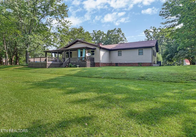 4th image of 1019 Greenwood Dr, Jamestown, TN 38556 | MLS# 3510818