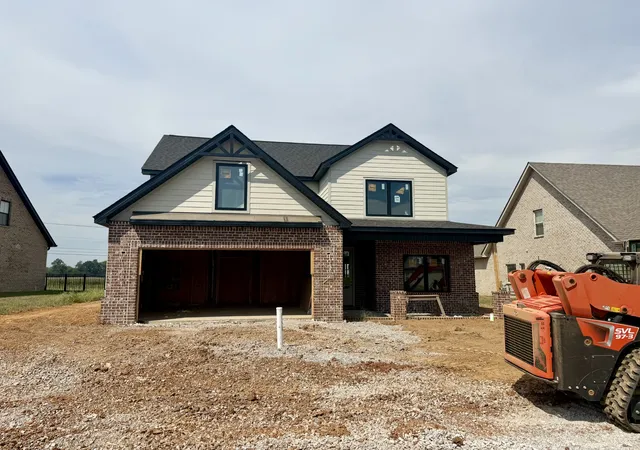 Photo 2 of Single family home for sale at 3722 Stillwater Pt, Clarksville, TN 37043 | MLS# 3514879 | Listing updated on 2026-09-21