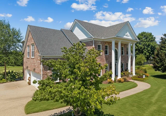 Photo 3 of Single family home for sale at 3108 Stadium Ct, Franklin, TN 37064 | MLS# 3511204 | Listing updated on 2026-08-29