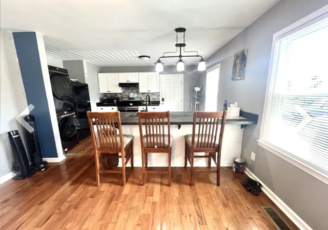Photo 2 of Single family home for sale at 174 E Schell St, Gallatin, TN 37066 | MLS# 3510932 | Listing updated on 2026-09-17