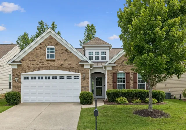Photo 1 of Sale Pending at 304 Palisade Dr, Mount Juliet, TN 37122 | MLS# 3510961 | Listing updated on 2026-09-28