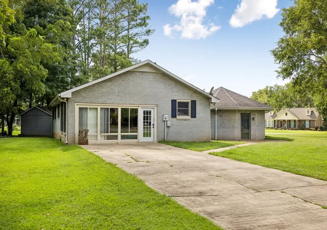 3rd image of 100 Lakewood Cir, Smyrna, TN 37167 | MLS# 3511242