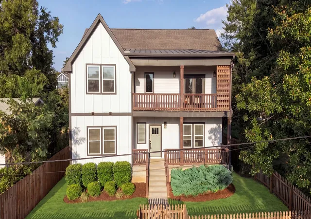Photo 1 of Single family home for sale at 1812 Cephas St, Nashville, TN 37208 | MLS# 3520616 | Listing updated on 2026-10-04