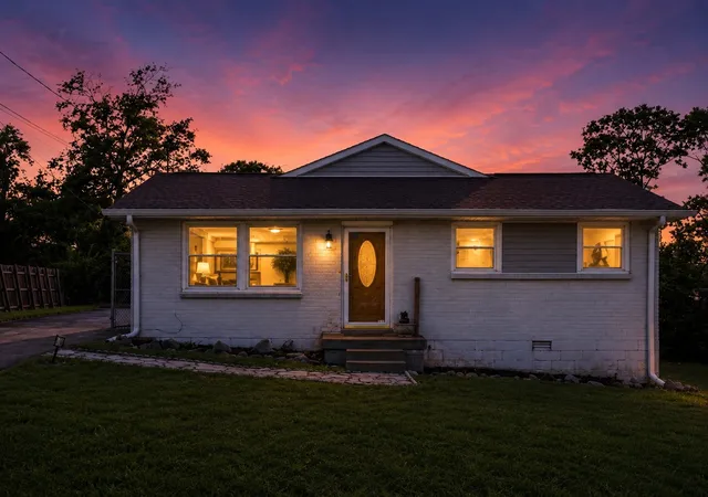 1st image of 106 River Rd, Hendersonville, TN 37075 | MLS# 3519112