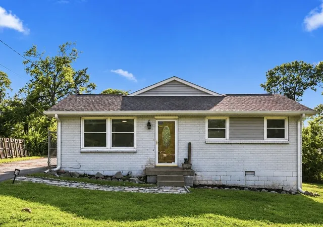 3rd image of 106 River Rd, Hendersonville, TN 37075 | MLS# 3519112