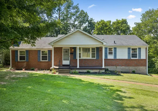 1st image of 106 Smith St, Ashland City, TN 37015 | MLS# 3510927