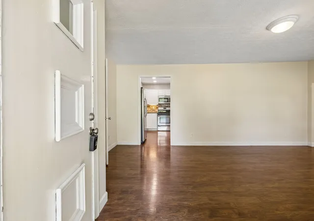 3rd image of 106 Smith St, Ashland City, TN 37015 | MLS# 3510927