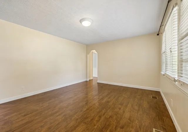 4th image of 106 Smith St, Ashland City, TN 37015 | MLS# 3510927