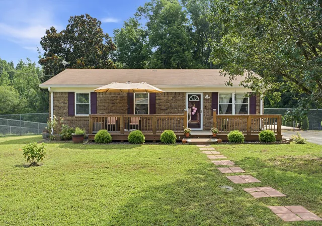 1st image of 670 Bobbitt Rd, Ashland City, TN 37015 | MLS# 3512688