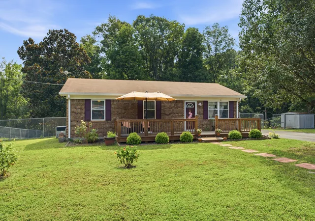 3rd image of 670 Bobbitt Rd, Ashland City, TN 37015 | MLS# 3512688
