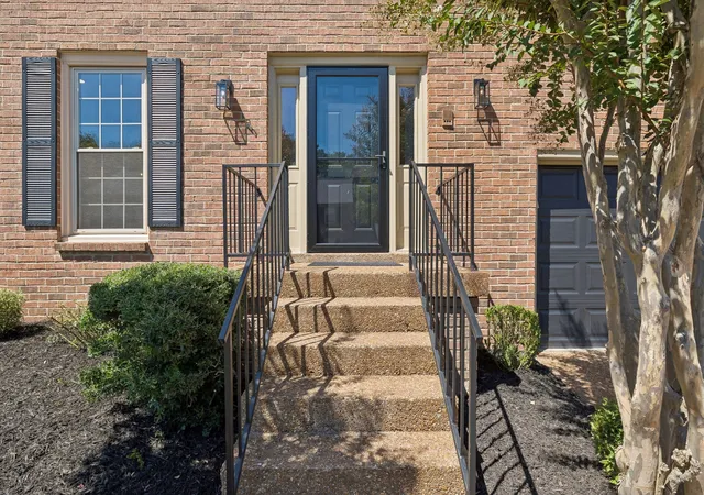 Photo 3 of Townhouse for sale at 1533 Mooreland Blvd, Brentwood, TN 37027 | MLS# 3516490 | Listing updated on 2026-09-13