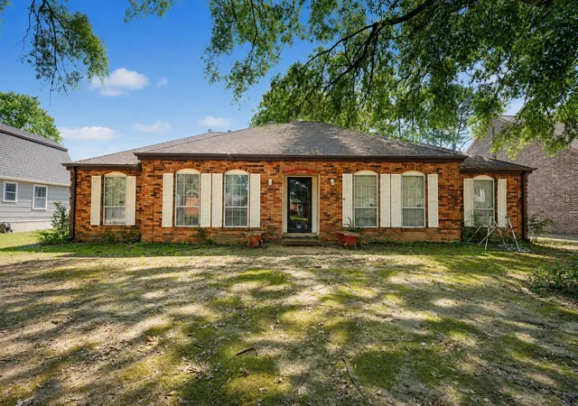 1st image of 2530 Cardigan Dr, Memphis, TN 38119 | MLS# 3510939