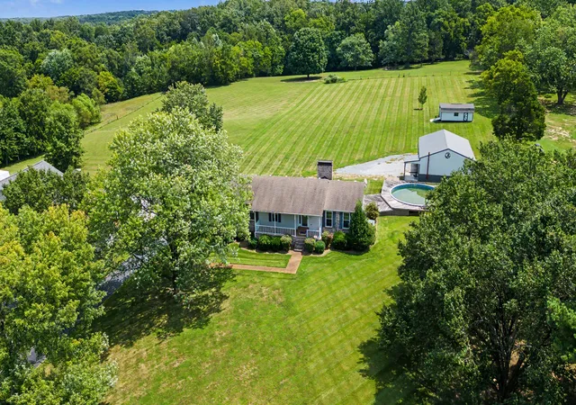 5th image of 356 Lee Rd, Cottontown, TN 37048 | MLS# 3510962