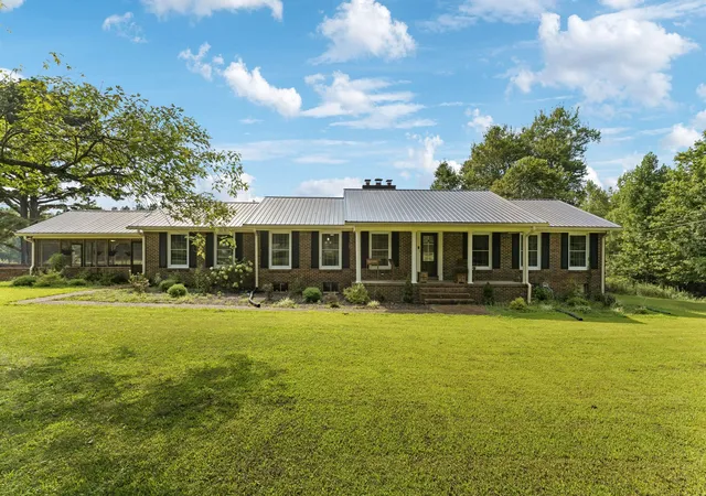 image of 216 Napier Lake Rd, Hohenwald, TN 38462 | MLS# 3511089