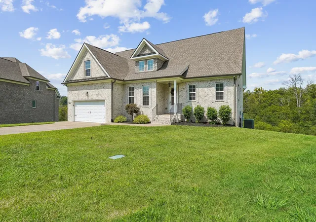 Photo 2 of Single family home for sale at 815 Ridgestone Pl, Lebanon, TN 37087 | MLS# 3526407 | Listing updated on 2026-09-24