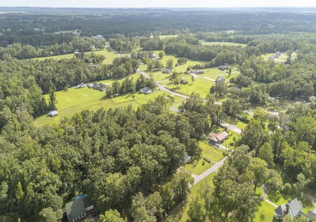 39th image of 130 Neill Cemetery Dr, Savannah, TN 38372 | MLS# 3511000