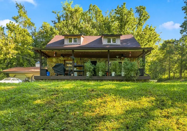 Photo 1 of Single family home for sale at 799 Gossett Rd, Ashland City, TN 37015 | MLS# 3519222 | Listing updated on 2026-10-04