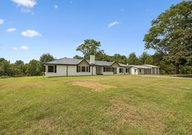 1st image of 631 Bethany Rd, Red Boiling Springs, TN 37150 | MLS# 3512752