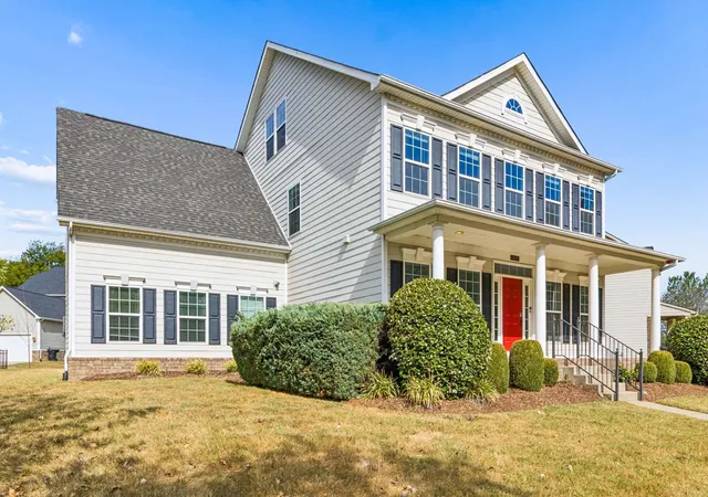 Photo 1 of Single family home for sale at 1010 Shallow Strm Ln, Franklin, TN 37064 | MLS# 3603665 | Listing updated on 2026-10-06