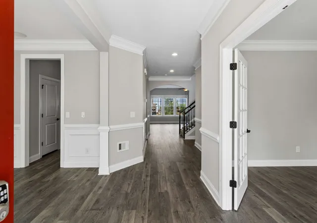 Photo 3 of Single family home for sale at 1010 Shallow Strm Ln, Franklin, TN 37064 | MLS# 3603665 | Listing updated on 2026-10-06