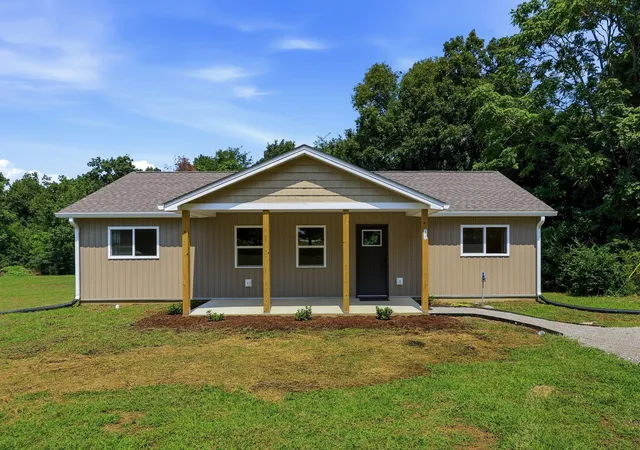 1st image of 111 Tom Smith Ln, Livingston, TN 38570 | MLS# 3521074