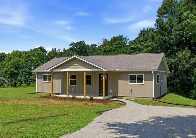 41st image of 111 Tom Smith Ln, Livingston, TN 38570 | MLS# 3521074