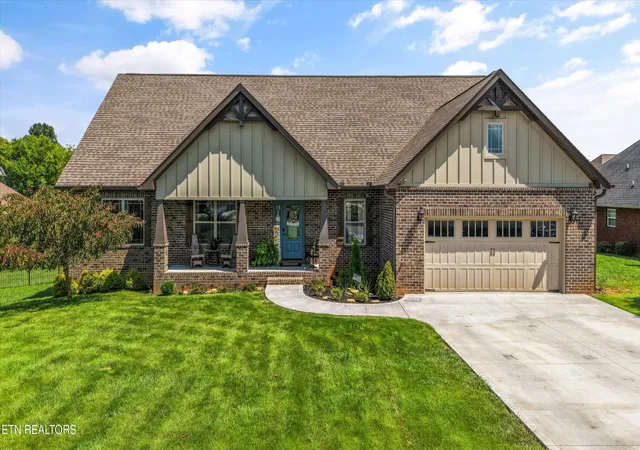 Single family home for sale at 1619 Cascading Fls Ln, Sevierville, TN 37876 | MLS# 3511014