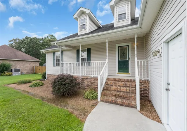 2nd image of 355 W Doak Rd, Manchester, TN 37355 | MLS# 3512415