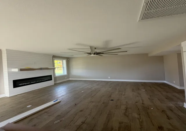 Photo 3 of Single family home for sale at 380 Hereford Farms, Clarksville, TN 37043 | MLS# 3513170 | Listing updated on 2026-10-27