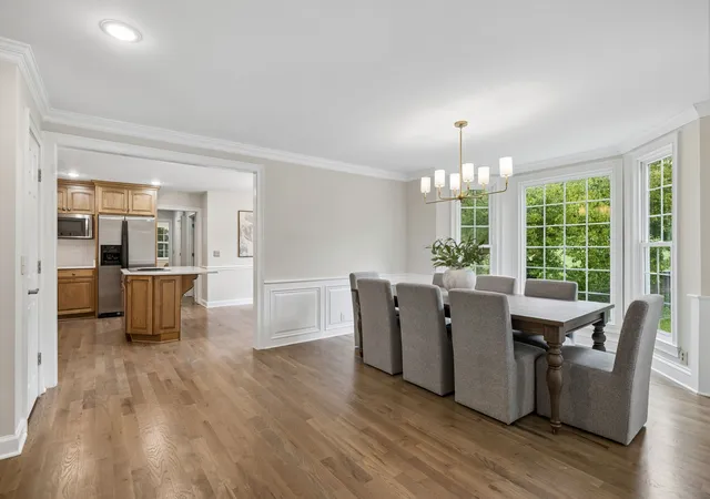 Photo 3 of Single family home for sale at 1005 Vista Cir, Franklin, TN 37067 | MLS# 3528174 | Listing updated on 2026-09-20