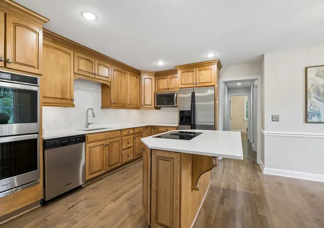 Photo 3 of Single family home for sale at 1005 Vista Cir, Franklin, TN 37067 | MLS# 3528174 | Listing updated on 2026-09-20