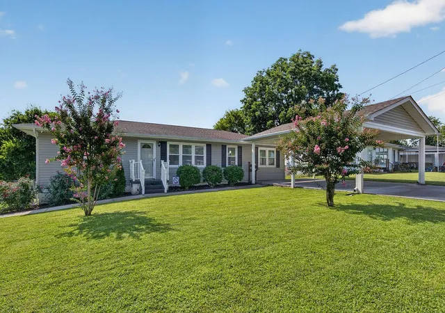 1st image of 12 Talley Circle, Fort Oglethorpe, GA 30742 | MLS# 3511033