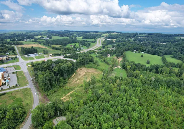 4th image of 104 County Road 169, Athens, TN 37303 | MLS# 3511061