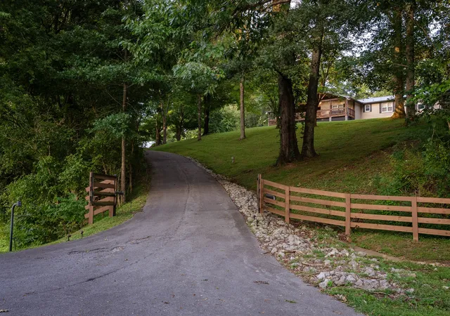 2nd image of 4118 Leipers Creek Rd, Williamsport, TN 38487 | MLS# 3523640
