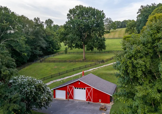Photo 3 of Single family home for sale at 4118 Leipers Creek Rd, Williamsport, TN 38487 | MLS# 3523640 | Listing updated on 2026-09-24