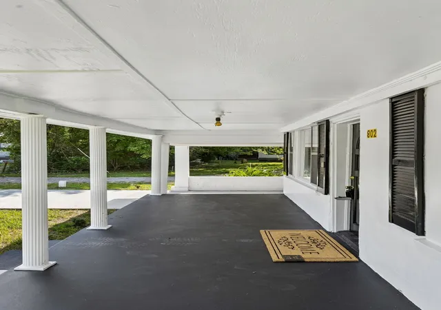 3rd image of 802 Gray St, Mount Pleasant, TN 38474 | MLS# 3511109