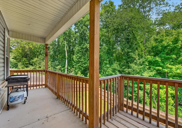 Photo 3 of Single family home for sale at 1468 Isaiah Dr, Clarksville, TN 37042 | MLS# 3513272 | Listing updated on 2026-10-23