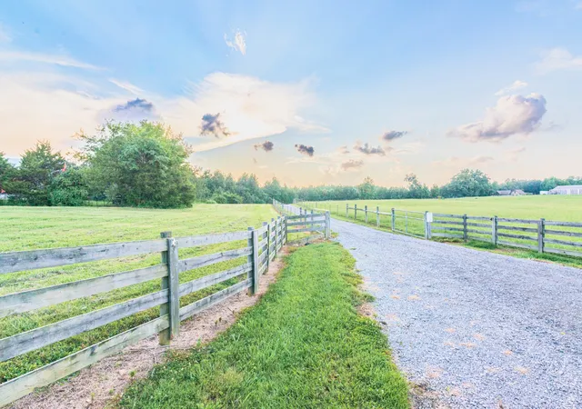 1st image of 0 Knob Creek Rd, Wartrace, TN 37183 | MLS# 3520988
