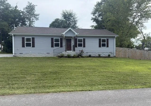 2nd image of 307 W Coffee St, Manchester, TN 37355 | MLS# 3512503