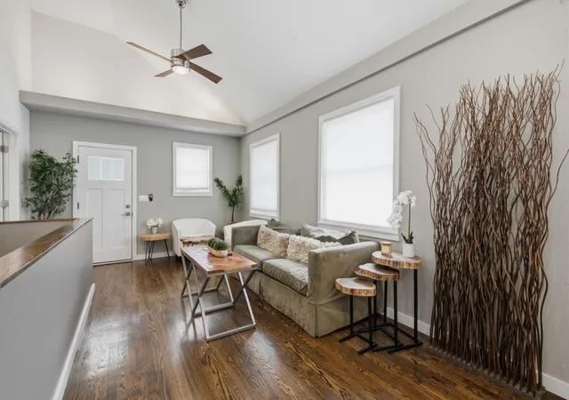 Photo 2 of Single family home for sale at 1901 Riverside Dr, Nashville, TN 37216 | MLS# 3516390 | Listing updated on 2026-09-23