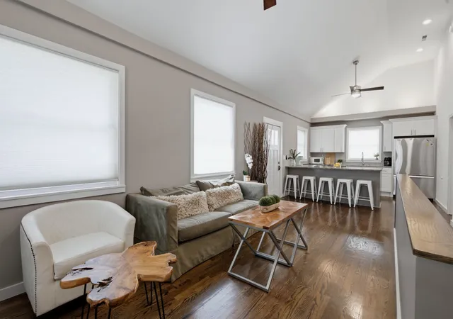 Photo 4 of Single family home for sale at 1901 Riverside Dr, Nashville, TN 37216 | MLS# 3516390 | Listing updated on 2026-09-23