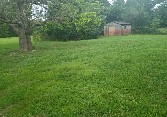Photo 3 of Single family home for sale at 305 Marbury Rd, Tullahoma, TN 37388 | MLS# 3511227 | Listing updated on 2026-09-29