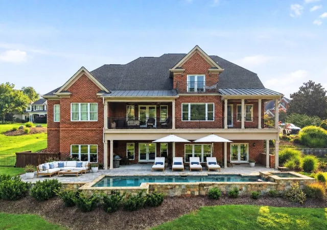 3rd image of 549 Magnolia Vale Dr, Chattanooga, TN 37419 | MLS# 3511226