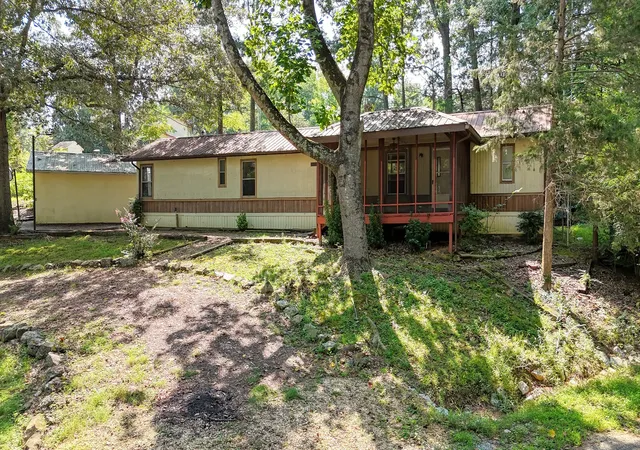 Photo 2 of Manufactured home for sale at 25 Jones Loop, Springville, TN 38256 | MLS# 3514199 | Listing updated on 2026-08-20