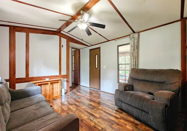 Photo 4 of Manufactured home for sale at 25 Jones Loop, Springville, TN 38256 | MLS# 3514199 | Listing updated on 2026-08-20