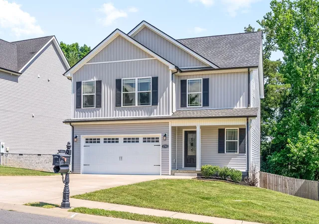 Photo 4 of Single family home for sale at 1781 Rains Rd, Clarksville, TN 37042 | MLS# 3516520 | Listing updated on 2026-09-21