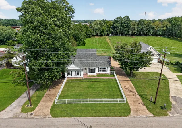 50th image of 712 S College St, Smithville, TN 37166 | MLS# 3516266